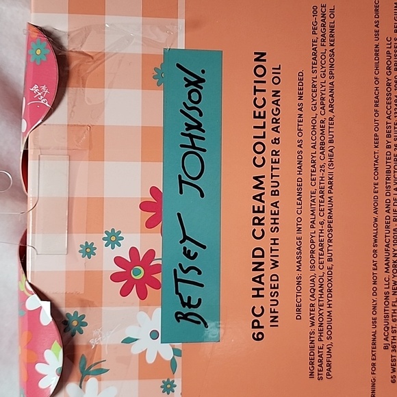 Betsey Johnson Hand Cream Collection - Picture 4 of 4